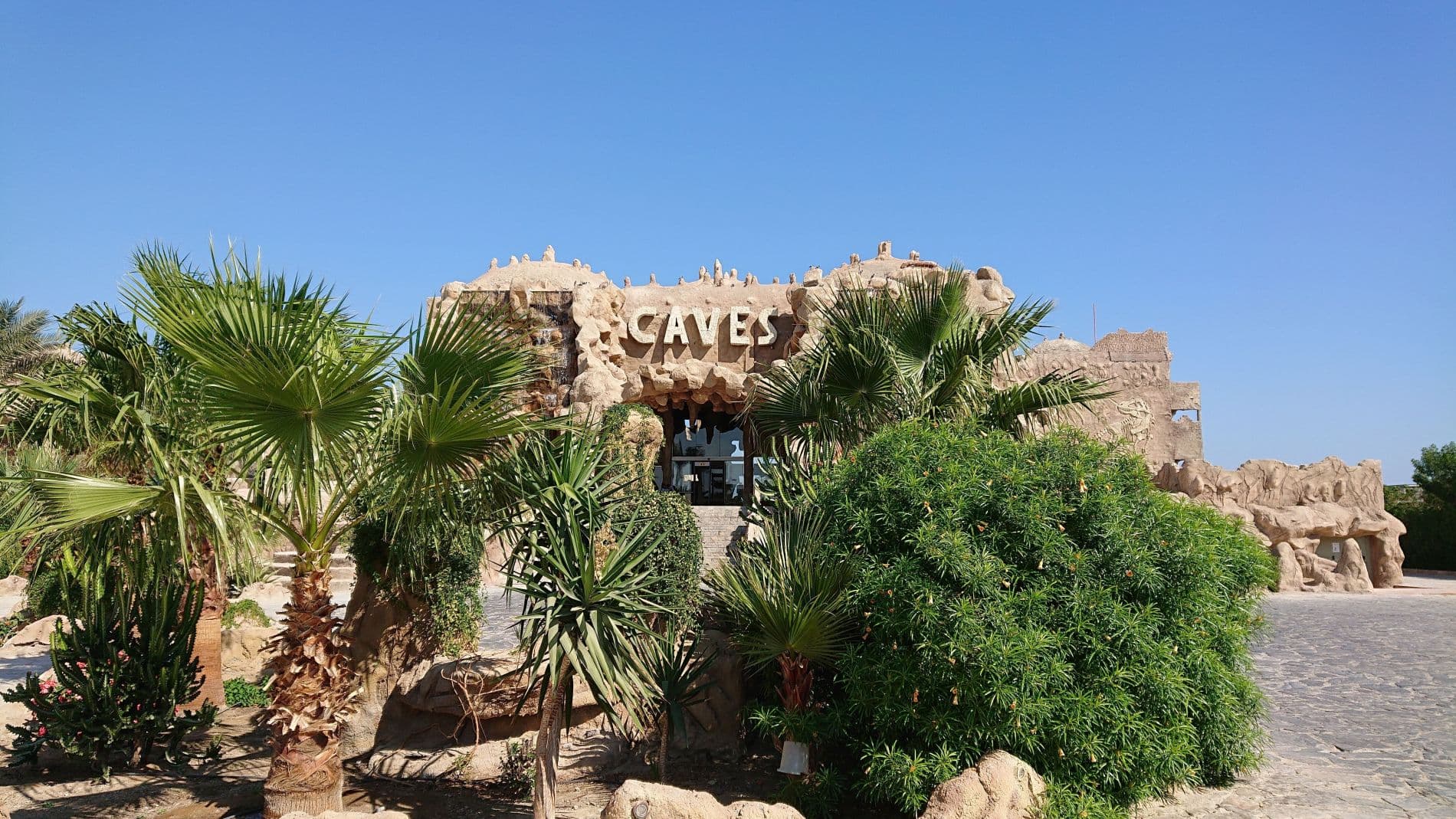 Caves Beach Resort Hurghada: Erfahrungsbericht & Tipps 2026